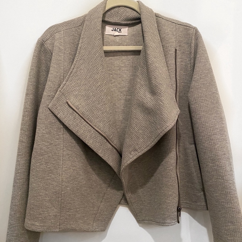 BB Dakota Grey Light Jacket​​